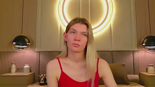 Vivien Hans online show from June 2026 03:25:01 AM
