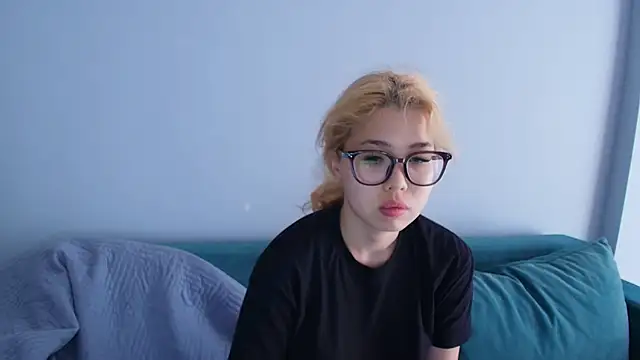 kimyjina online show from June 2026 03:17:01 AM