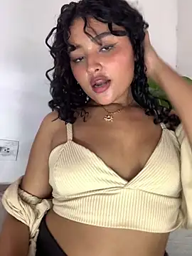 ladulcemary  online show from March 2026 07:18:02 PM