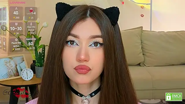 oliviaah  online show from March 2026 03:17:01 PM