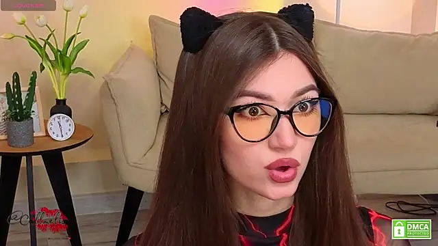 oliviaah  online show from April 2026 02:34:02 PM
