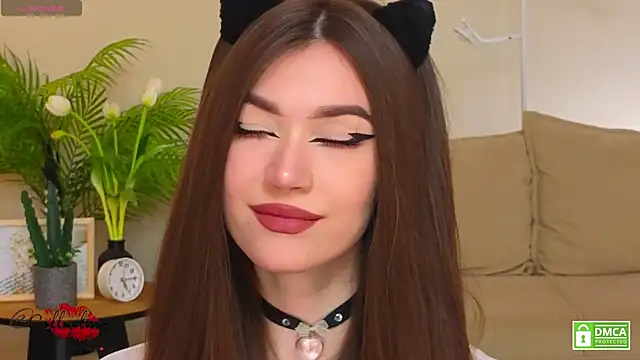oliviaah  online show from May 2026 03:09:02 PM