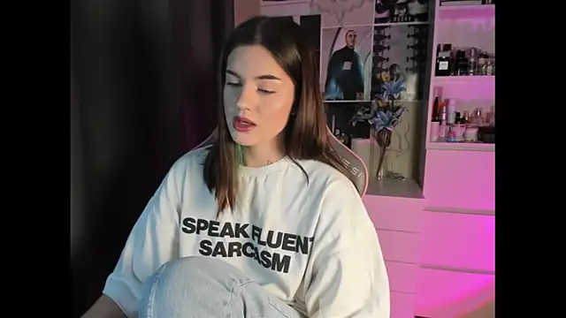 NikkieKitty online show from February 2026 02:24:02 PM