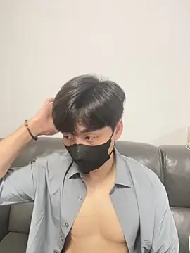 kimze7 online show from December 2025 02:56:01 PM