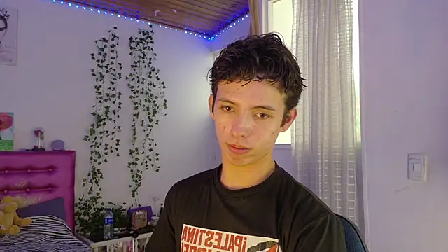 Dani Dancer online show from June 2026 08:11:01 PM