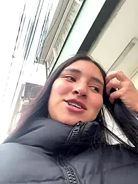 Snapshot of Agatta-X chatting on January 2026 01:37:02 PM Agatta-X online show from January 2026 01:37:02 PM