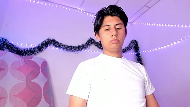 Snapshot of king_Eric30 chatting on February 2026 08:56:01 PM king Eric30 online show from February 2026 08:56:01 PM