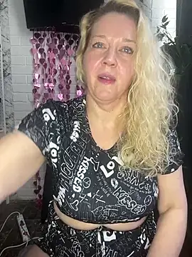 JenniferCarmen online show from February 2026 08:57:01 AM
