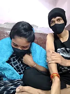 couplegk71 online show from February 2026 02:27:02 PM