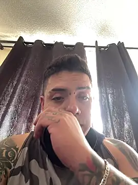 Snapshot of Marlokeo69 chatting on December 2025 06:45:01 PM Marlokeo69 online show from December 2025 06:45:01 PM