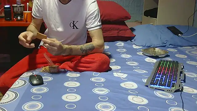 Snapshot of Pintiliescu chatting on February 2026 10:04:01 AM Pintiliescu online show from February 2026 10:04:01 AM