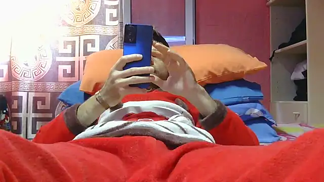 Snapshot of Pintiliescu chatting on March 2026 09:47:01 AM Pintiliescu online show from March 2026 09:47:01 AM