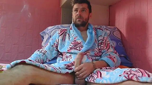 Snapshot of Pintiliescu chatting on March 2026 06:46:02 AM Pintiliescu online show from March 2026 06:46:02 AM