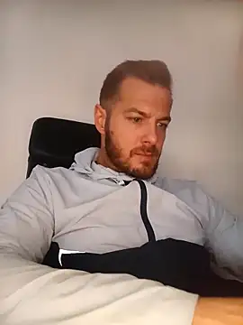 cheekycherryx online show from April 2026 01:06:02 AM