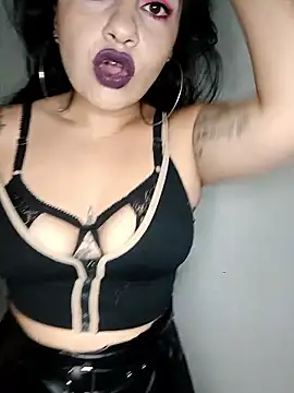 Snapshot of AmaTiffany chatting on January 2026 02:59:02 AM AmaTiffany online show from January 2026 02:59:02 AM