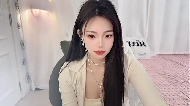 Snapshot of yuanbao8888 chatting on April 2026 04:51:01 AM yuanbao8888 online show from April 2026 04:51:01 AM