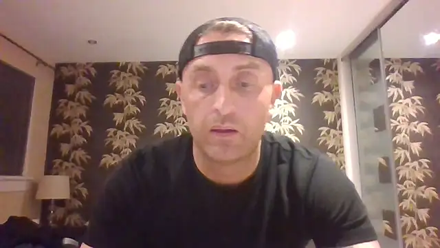 Stefanfreil online show from February 2026 06:44:02 PM