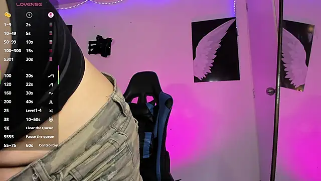 agathawalter  online show from March 2026 03:33:02 AM