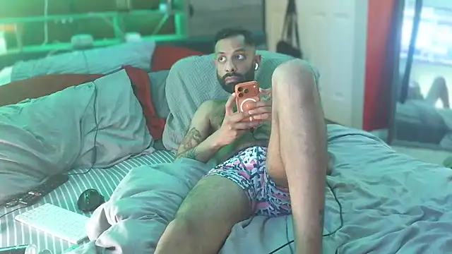 Snapshot of LilBrownPKB chatting on March 2026 12:04:02 AM LilBrownPKB online show from March 2026 12:04:02 AM