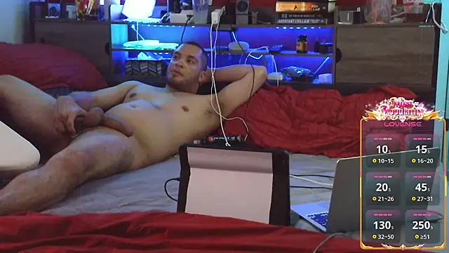 Snapshot of LilBrownPKB chatting on March 2026 06:50:02 AM LilBrownPKB online show from March 2026 06:50:02 AM