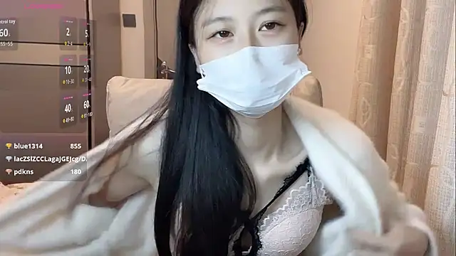 tiantian-160 online show from April 2026 09:19:01 PM