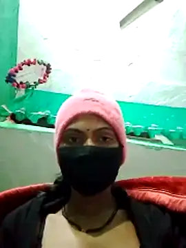 Snapshot of Sapna8080 chatting on December 2025 09:44:01 PM Sapna8080 online show from December 2025 09:44:01 PM