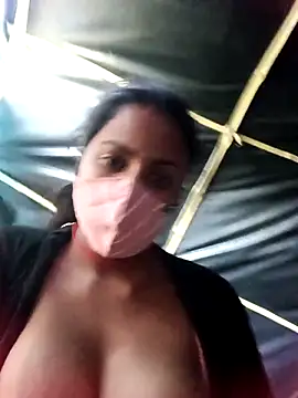 Poonam8080 online show from December 2025 11:04:02 AM