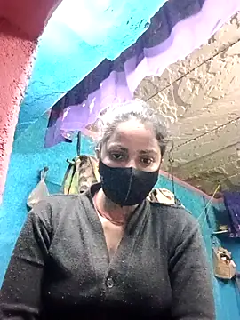 Poonam8080 online show from February 2026 06:39:01 PM