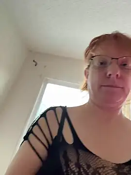 Lenaravenswood online show from February 2026 08:40:02 PM