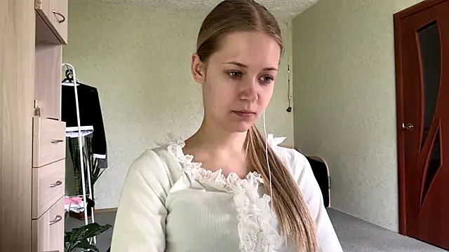 ZaidaSchwarten online show from May 2026 05:45:01 AM