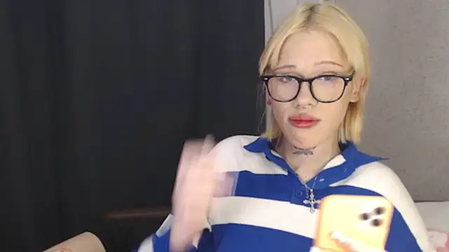 Snapshot of polimun chatting on February 2026 06:15:01 PM polimun online show from February 2026 06:15:01 PM