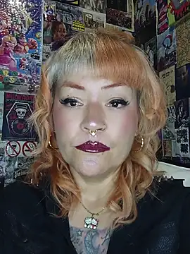 LadyPolka online show from February 2026 04:20:01 AM