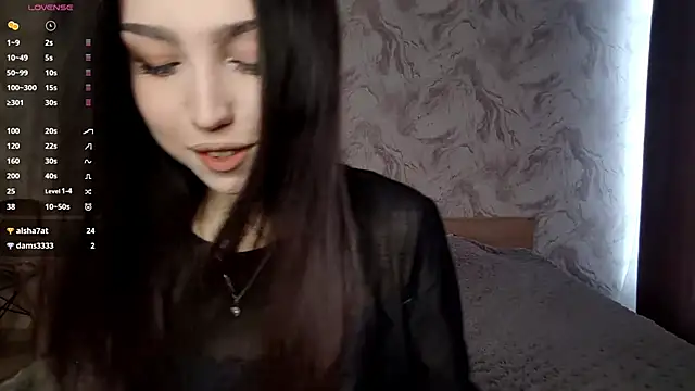 Qwami Amie online show from April 2026 06:51:01 AM