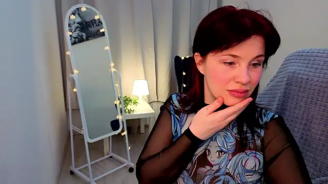 KellyMoussi online show from February 2026 02:00:02 PM