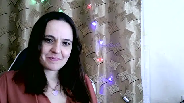 Eva-Meri online show from December 2025 02:46:02 PM