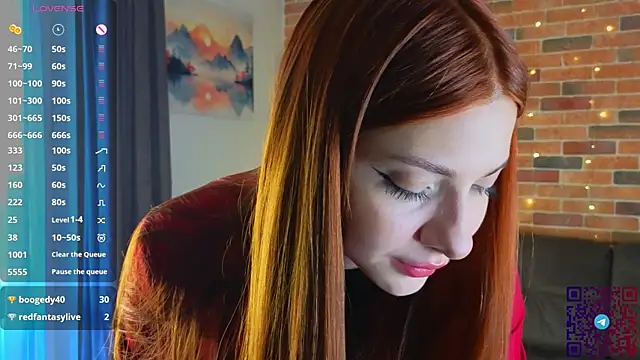 VelvetZephra online show from April 2026 03:32:01 PM