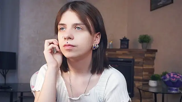 IleanaPishko online show from January 2026 08:05:01 AM