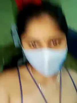Cuple masti72 online show from May 2026 05:18:01 PM