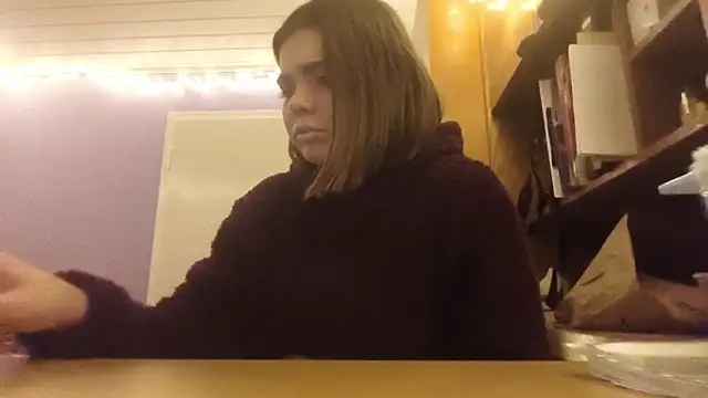 Mona Slearys online show from February 2026 09:40:02 PM