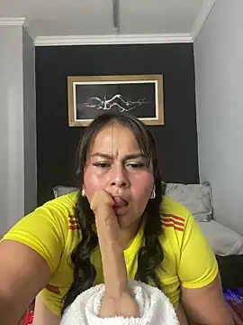 SayMarLuna online show from June 2026 08:18:01 PM