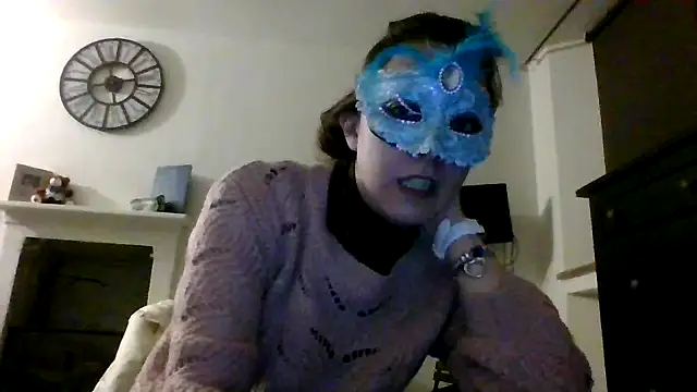 aries1976 online show from February 2026 07:32:02 PM