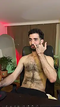 Snapshot of _YOURHERO chatting on December 2025 02:51:01 AM YOURHERO online show from December 2025 02:51:01 AM