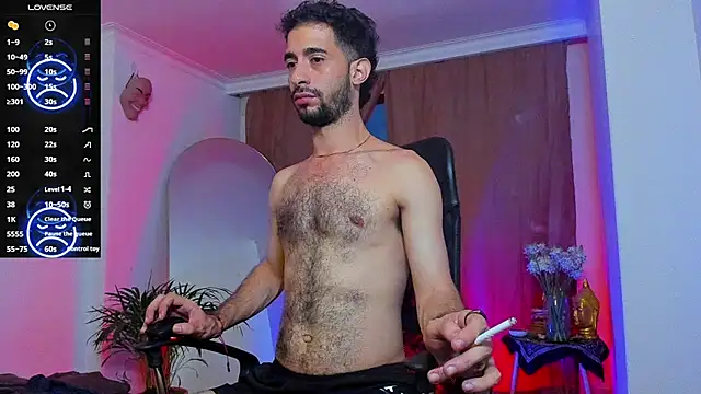 Snapshot of _YOURHERO chatting on January 2026 11:19:01 PM YOURHERO online show from January 2026 11:19:01 PM