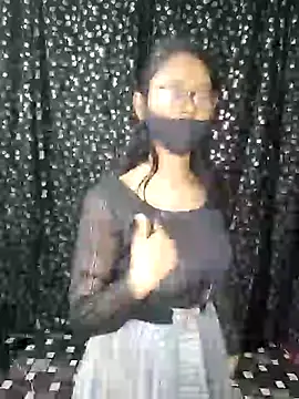 Rose1728 online show from March 2026 03:59:02 PM