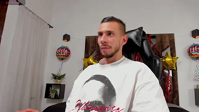 J king   online show from May 2026 07:20:01 PM