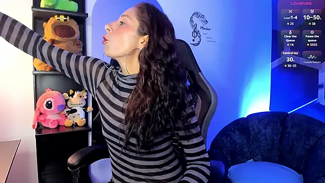 Maya Storm  online show from May 2026 04:23:02 PM