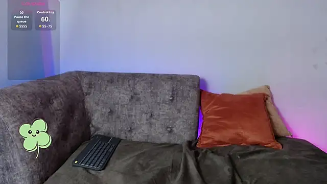 Snapshot of rosehoneil chatting on March 2026 08:34:02 PM rosehoneil online show from March 2026 08:34:02 PM