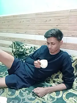 Snapshot of xoupleaura chatting on January 2026 06:44:02 PM xoupleaura online show from January 2026 06:44:02 PM