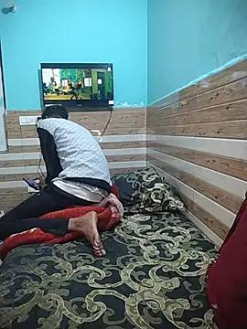 Snapshot of xoupleaura chatting on January 2026 07:06:02 PM xoupleaura online show from January 2026 07:06:02 PM