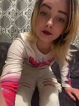 Snapshot of Barbika19 chatting on March 2026 08:11:01 PM Barbika19 online show from March 2026 08:11:01 PM